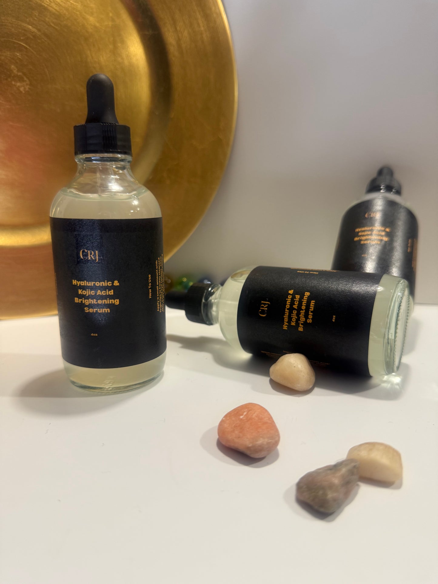 4 oz Hyaluronic & Kojic Acid Brightening Serum