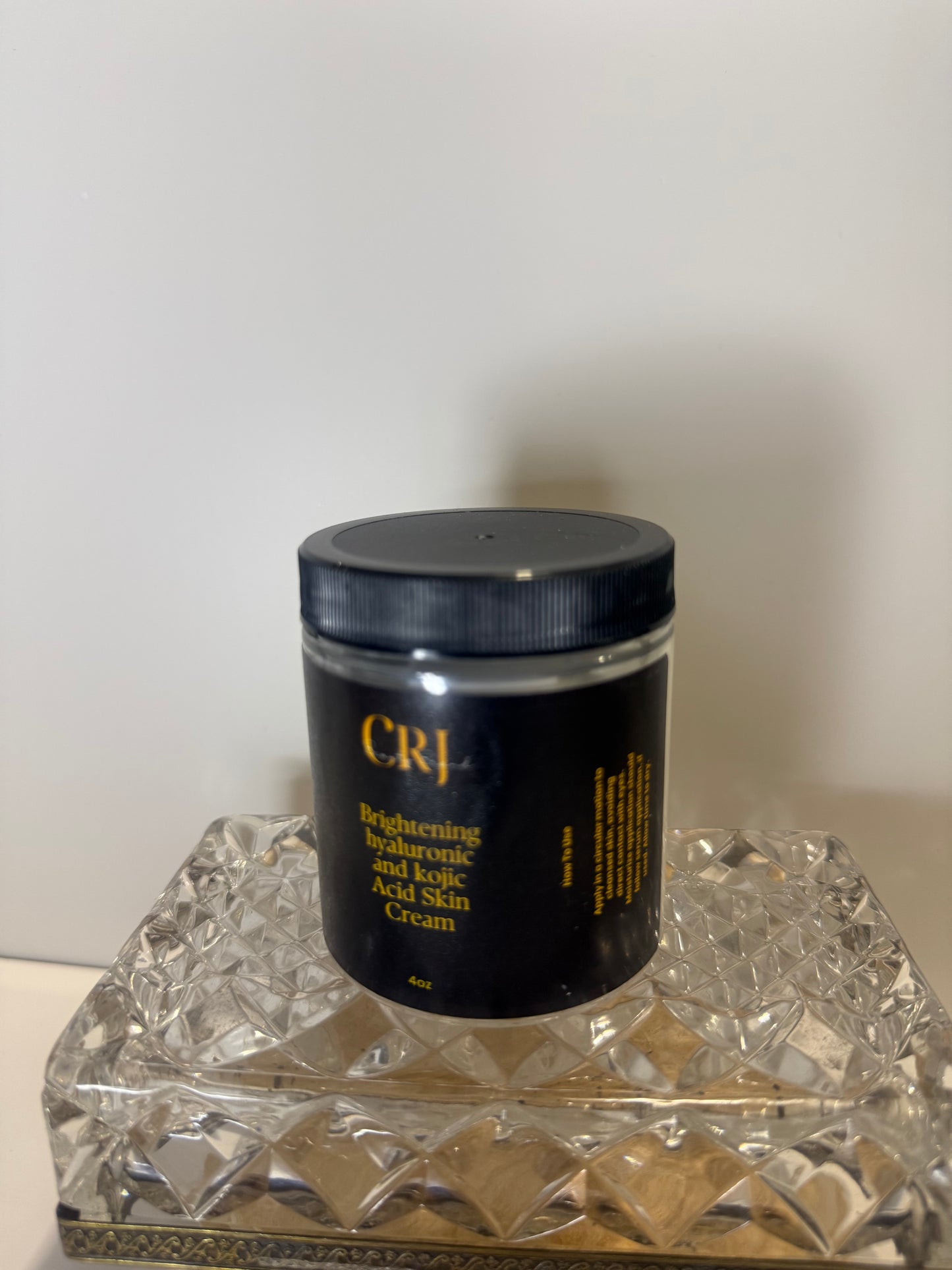 4 oz Brightening Hyaluronic & Kojic Acid Cream
